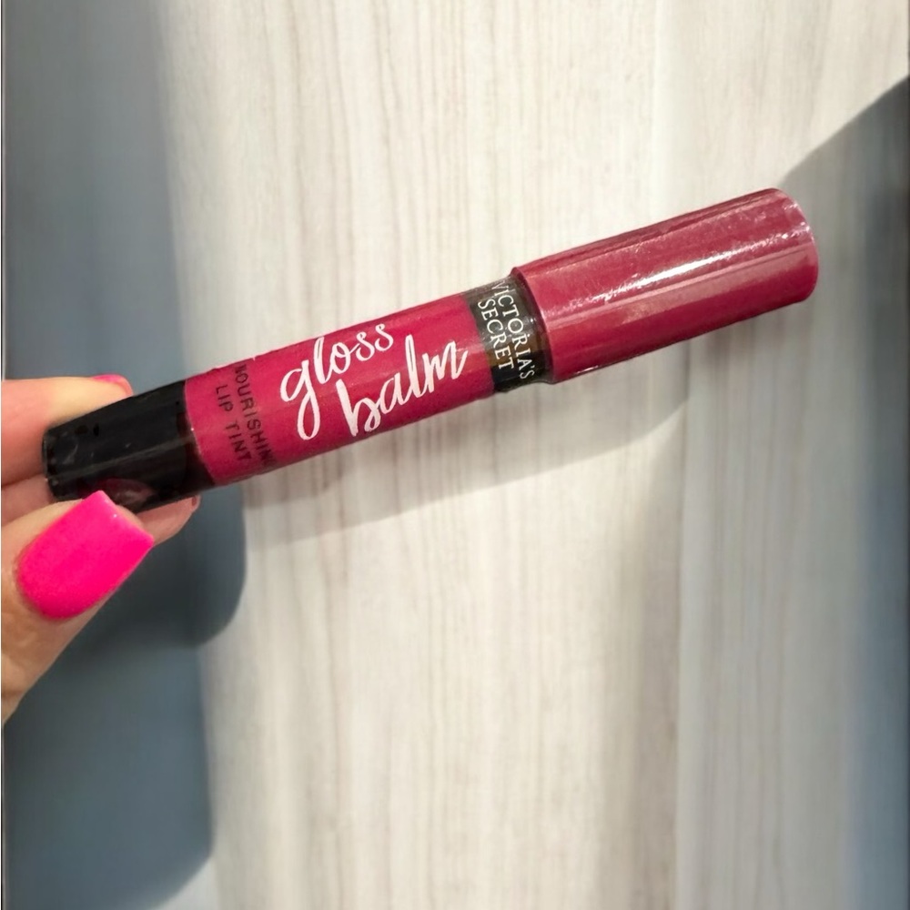 Victoria's Secret Gloss Balm - Vibrant Pink